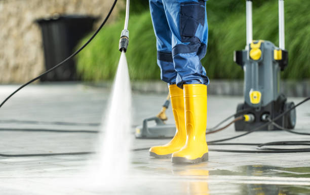 Best Concrete Pressure Washing  in Fallsburg, NY